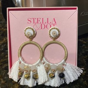 Stella & Dot Earrings